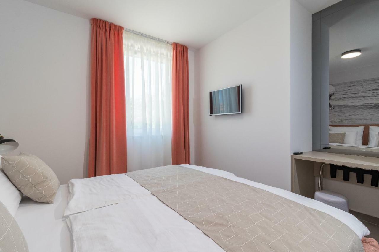 Luxury Apartments Magali 1 Rovinj Exterior photo